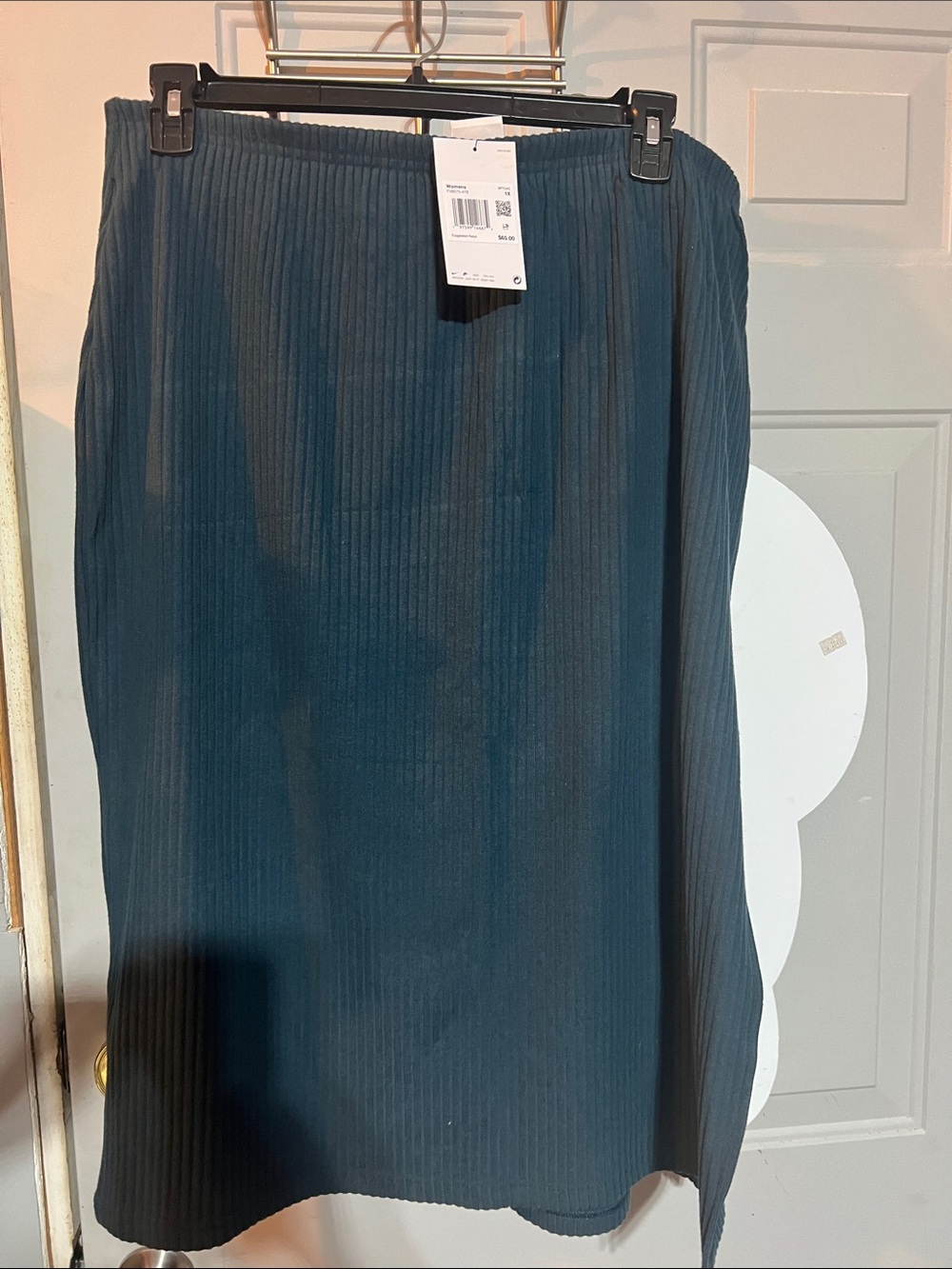 Women Dark Teal Ribbed Pull-On skirt